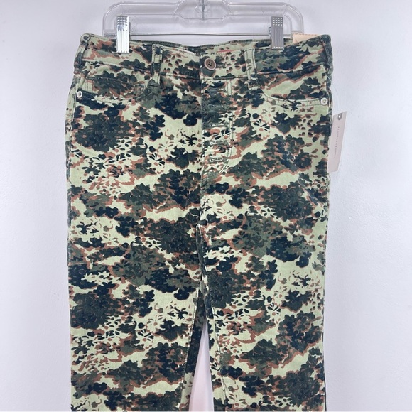 Anthropologie Pilcro Camo Corduroy Pants 26 - Picture 3 of 9